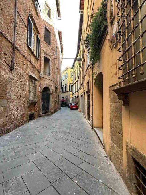 Locanda Sant' Agostino Lucca Luaran gambar