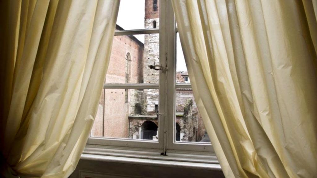 Locanda Sant' Agostino Lucca Luaran gambar